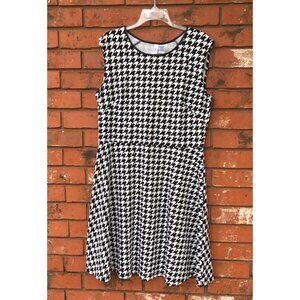 Ladies Size Large Hounds Tooth Midi Sleeveless Dress Size Large